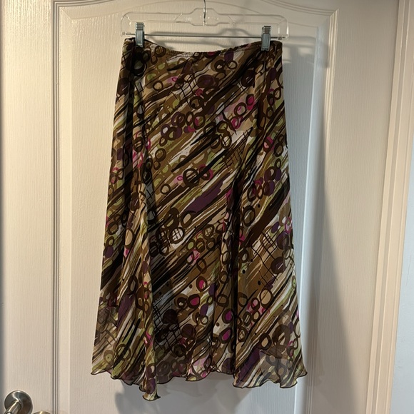 multicolor layered mesh ruffle hem midi skirt - Picture 2 of 4